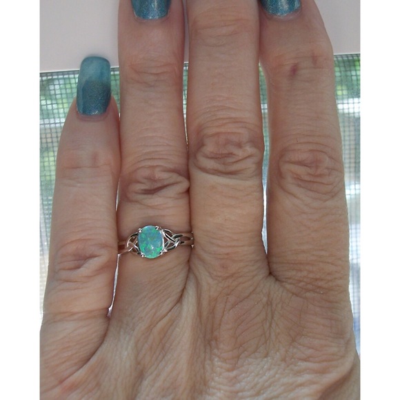 925 STERLING SILVER Lab Created Green Fire Opal Ring - Picture 2 of 15
